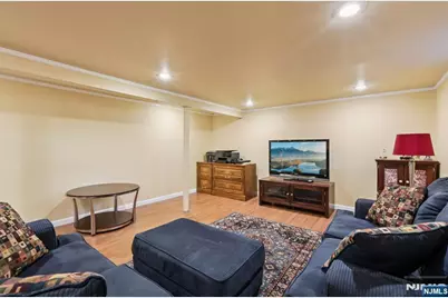 00-40 Elden Place, Fair Lawn, NJ 07410 - Photo 18