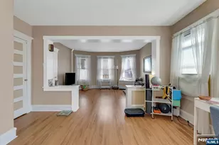 8 Elm St, West Orange Township, NJ 07052 - Photo 4