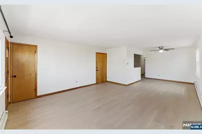 370 Henry Street Apt. 2 #Apt. 2, Fairview, NJ 07022 - Photo 4