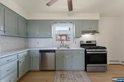 370 Henry Street Apt. 2 #Apt. 2, Fairview, NJ 07022 - Photo 6