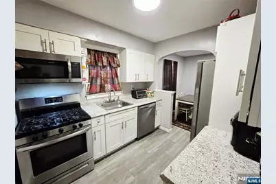 451 Wilson Avenue, Lyndhurst Township, NJ 07071 - Photo 6