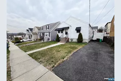 451 Wilson Avenue, Lyndhurst Township, NJ 07071 - Photo 4