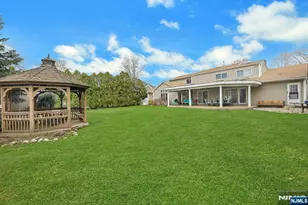 18 Harwood Pl, Wayne, NJ 07470 - Photo 8