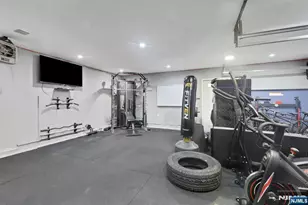 18 Harwood Pl, Wayne, NJ 07470 - Photo 16