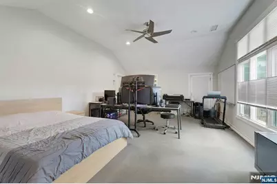 18 Harwood Place, Wayne, NJ 07470 - Photo 32