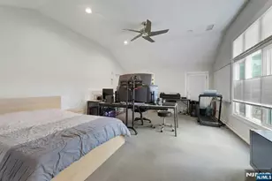 18 Harwood Pl, Wayne, NJ 07470 - Photo 32