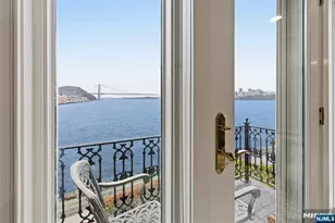 119 Hudson Cove, Edgewater, NJ 07020 - Photo 24