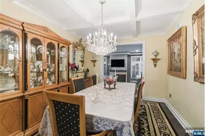 119 Hudson Cove, Edgewater, NJ 07020 - Photo 14