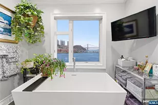 119 Hudson Cove, Edgewater, NJ 07020 - Photo 30