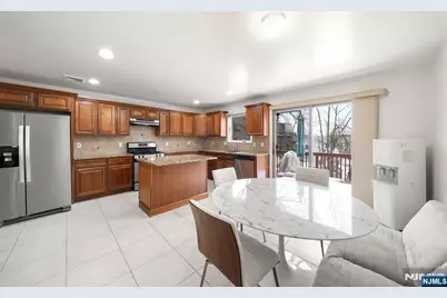 535B Lawn Avenue A #A, Palisades Park, NJ 07650 - Photo 12