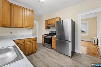 42 Walnut Street, Rutherford, NJ 07070 - Photo 10