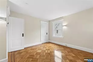 42 Walnut St, Rutherford, NJ 07070 - Photo 18