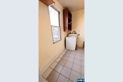 758 Hamilton Street 2 #2, Harrison, NJ 07029 - Photo 6