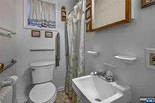 40 Morton Ave, Dumont, NJ 07628 - Photo 8