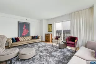 3219 City Pl, Edgewater, NJ 07020 - Photo 4