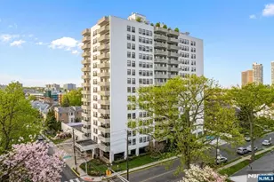 1600 Center Ave 9C, Fort Lee, NJ 07024 - Photo 1