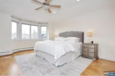 223 Grant Avenue, Cliffside Park, NJ 07010 - Photo 22