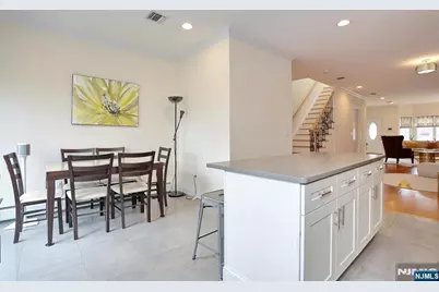 223 Grant Avenue, Cliffside Park, NJ 07010 - Photo 20