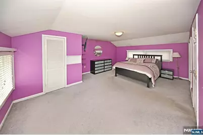 217 Sweetbriar Place, Paramus, NJ 07652 - Photo 14