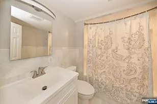 217 Sweetbriar Pl, Paramus, NJ 07652 - Photo 16