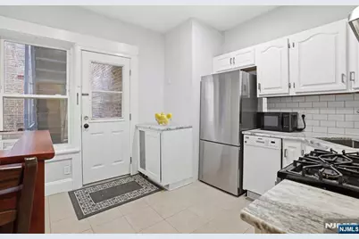 65-67 Union Street C3004 #C3004, Montclair, NJ 07042 - Photo 8