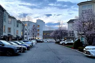 1625 Paterson Plank Road 18, Secaucus, NJ 07094 - Photo 22