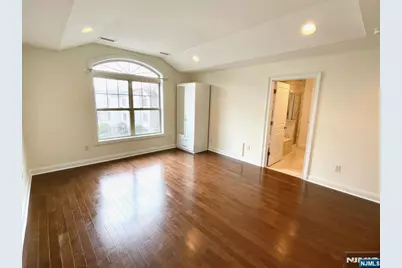 1625 Paterson Plank Road 18 #18, Secaucus, NJ 07094 - Photo 14