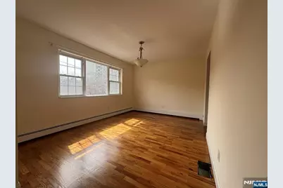 1613 Valley Street 1 Fl #1 fl, Fort Lee, NJ 07024 - Photo 2