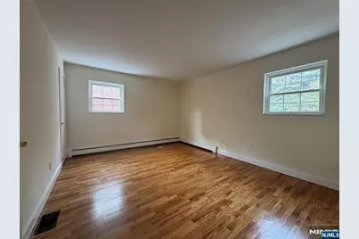1613 Valley Street 1 Fl #1 fl, Fort Lee, NJ 07024 - Photo 6