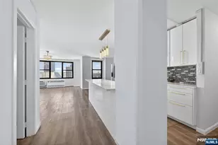 10 Huron Ave 8J, Jersey City, NJ 07306 - Photo 12