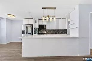 10 Huron Ave 8J, Jersey City, NJ 07306 - Photo 8