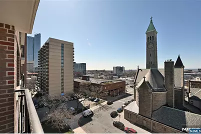 10 Huron Avenue 8J #8J, Jersey City, NJ 07306 - Photo 22