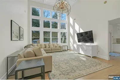 533 W Saddle River Road, Upper Saddle River, NJ 07458 - Photo 4