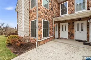 116 Chariot Ct 116, Piscataway Township, NJ 08854 - Photo 2