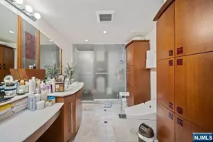 800 Palisade Ave 23B, Fort Lee, NJ 07024 - Photo 22