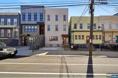 364 New York Avenue 1 #1, Jersey City, NJ 07307 - Photo 16