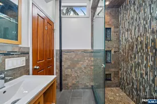 364 New York Ave 1, Jersey City, NJ 07307 - Photo 10