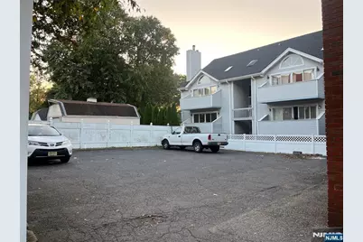 297 Union Avenue 4 #4, Rutherford, NJ 07070 - Photo 10