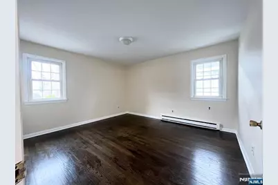 297 Union Avenue 4 #4, Rutherford, NJ 07070 - Photo 2