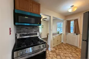 33 Center Street 1, Midland Park, NJ 07432 - Photo 12