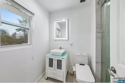 13 Munsey Road, Emerson, NJ 07630 - Photo 12