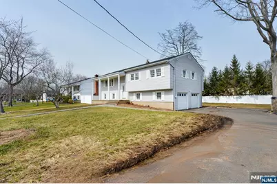 269 Columbia Terrace, Paramus, NJ 07652 - Photo 26