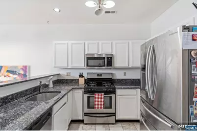 20 Midland 3C #3C, Kearny, NJ 07032 - Photo 6