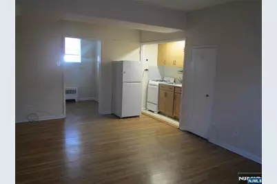 51 Hastings A #A, Rutherford, NJ 07070 - Photo 4