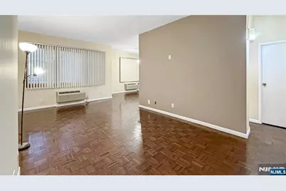 326 Prospect Avenue 2G #2G, Hackensack, NJ 07601 - Photo 6