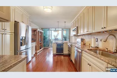 250 Gorge Road 28D #28D, Cliffside Park, NJ 07010 - Photo 12