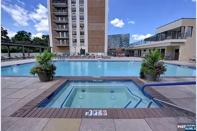 250 Gorge Road 28D #28D, Cliffside Park, NJ 07010 - Photo 24