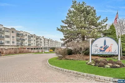 118 The Promenade, Edgewater, NJ 07020 - Photo 1