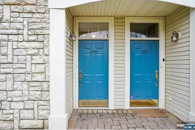 204 Edmonton Court 67 #67, Livingston, NJ 07039 - Photo 2