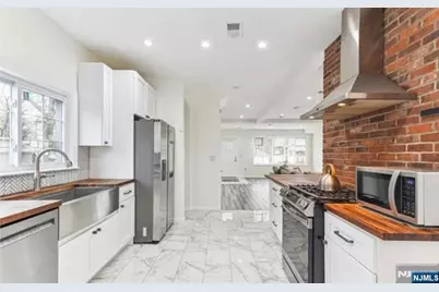 103 Poplar Street, Ridgefield Park, NJ 07660 - Photo 6